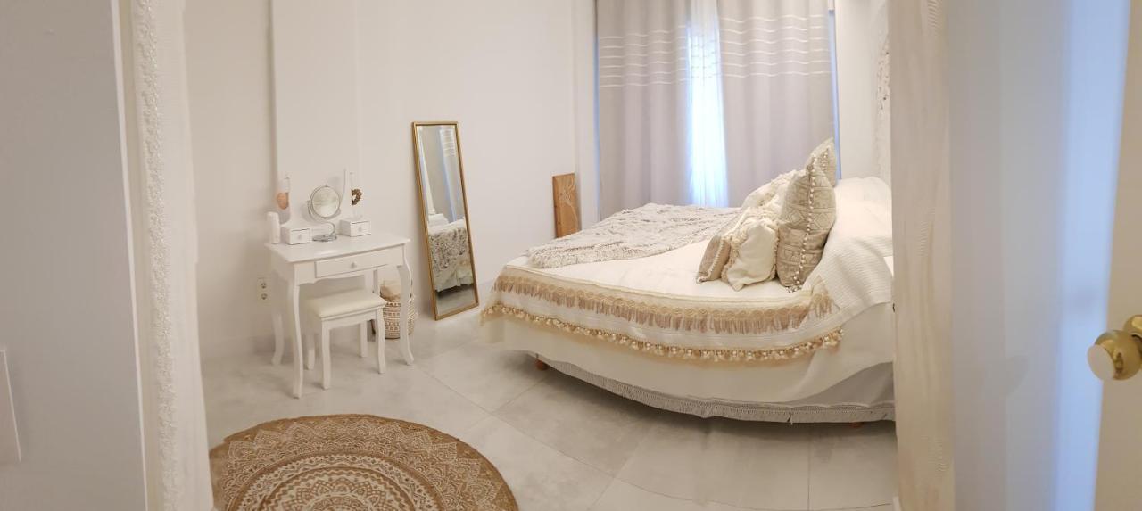 Escapada A La Costa Del Sol Apartment Фуeнхирола Екстериор снимка
