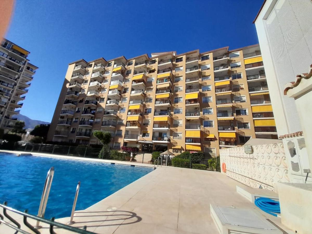 Escapada A La Costa Del Sol Apartment Фуeнхирола Екстериор снимка